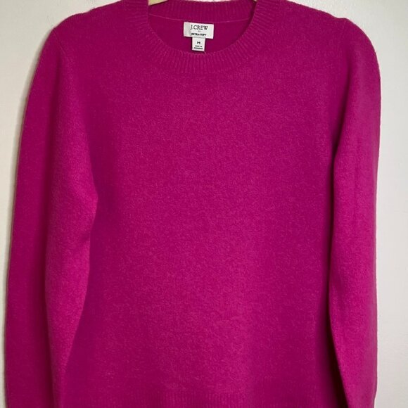 J. Crew Factory Sweaters - J Crew Crewneck sweater in extra-soft yarn Size M In Purple Sapphire